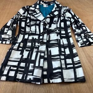 Three Pink Hearts Trina Abstract Trench Coat Black White M